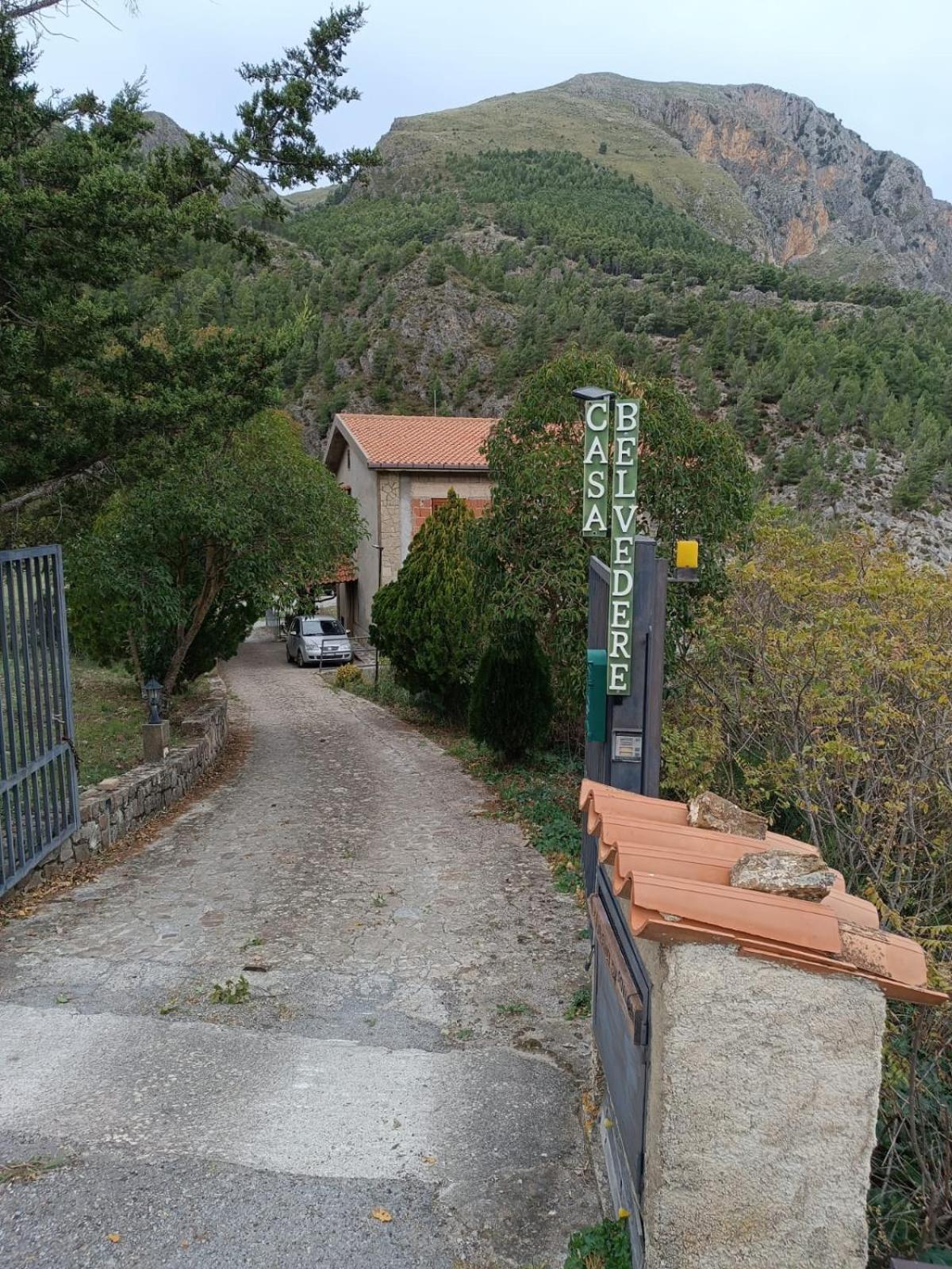 Casa Belvedere Isnello Exteriér fotografie